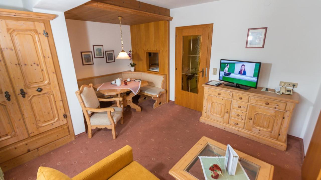 Flat Hotell Seefeld in Tirol Rum bild