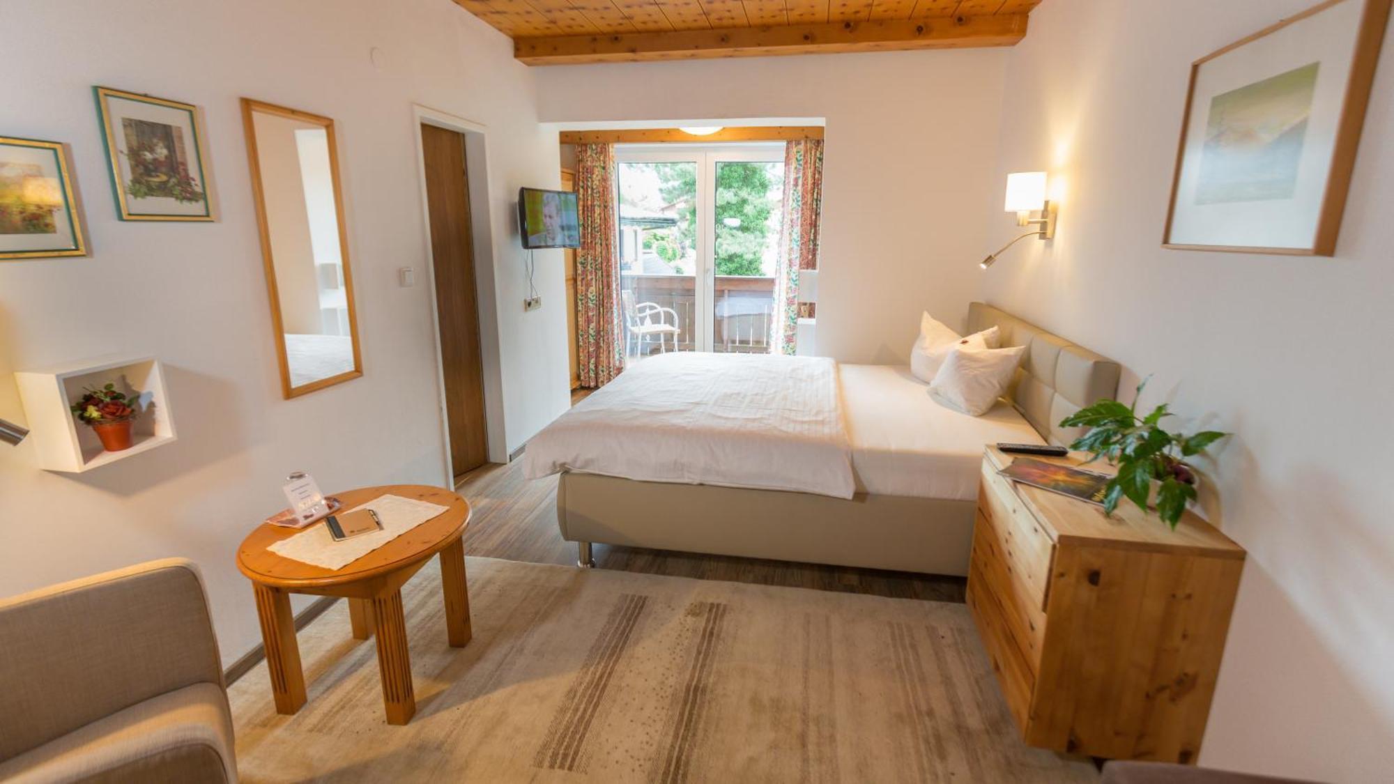 Flat Hotell Seefeld in Tirol Rum bild